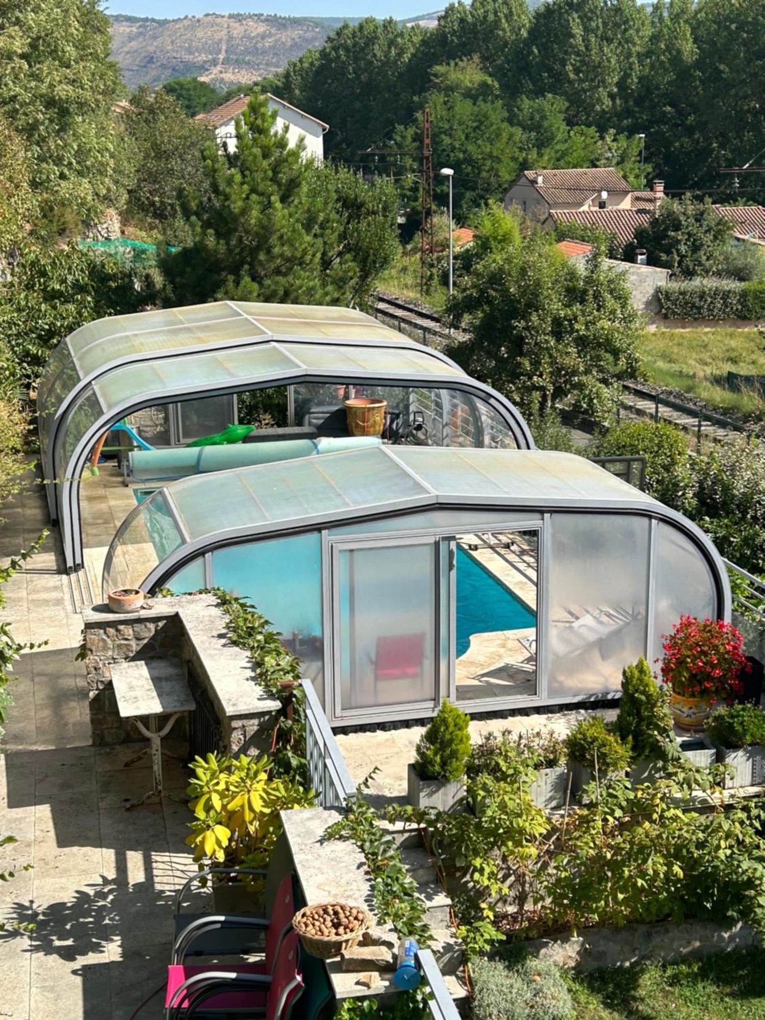 Saint-Georges-de-LuzençonLe Mas De Campels公寓 外观 照片